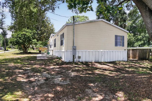 102 THIRD STREET, Lady Lake, FL 32159