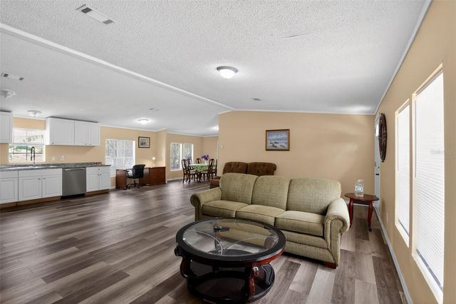 102 THIRD STREET, Lady Lake, FL 32159
