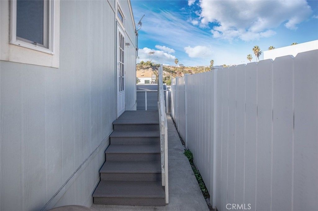 Image 25 of property listing at 102 BAY DRIVE, San Clemente, CA 92672