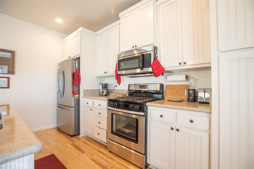 Image 6 of property listing at 102 BAY DRIVE, San Clemente, CA 92672