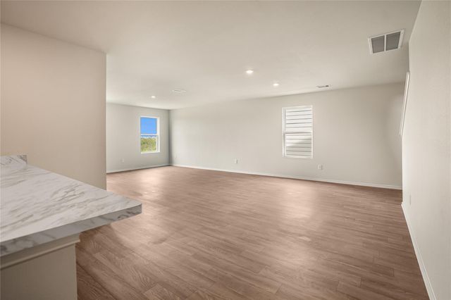 853 Road 590114, Cleveland, TX 77327
