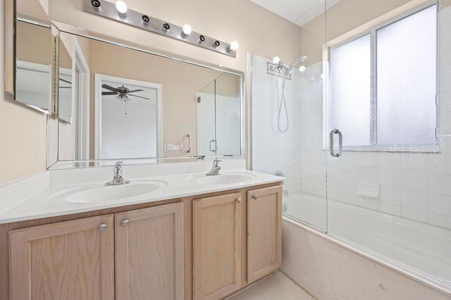 3069 Laurel Ridge Circle, Riviera Beach, FL 33404