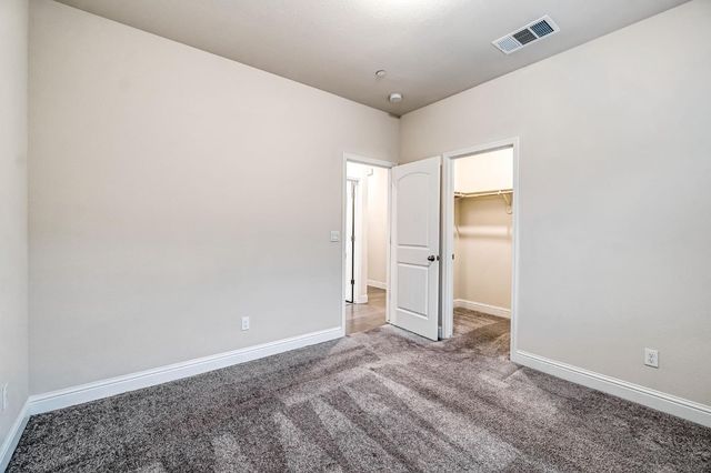 462 S Crescent Lane, Madera, CA 93636