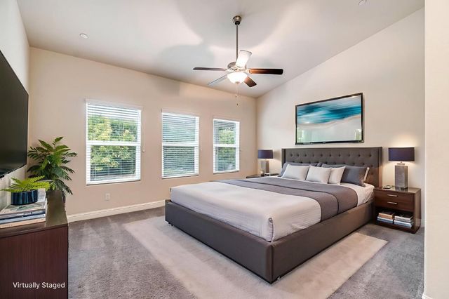 462 S Crescent Lane, Madera, CA 93636