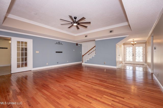 3909 Cabildo Place, Ocean Springs, MS 39564