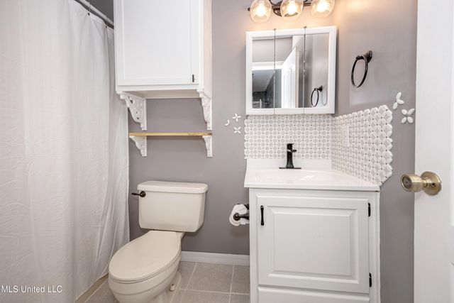 3909 Cabildo Place, Ocean Springs, MS 39564