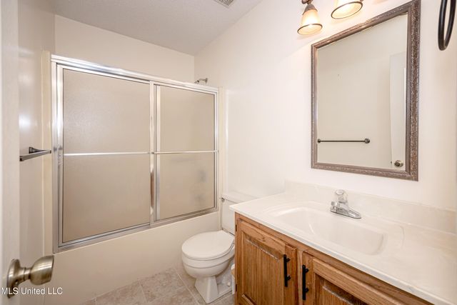 3909 Cabildo Place, Ocean Springs, MS 39564