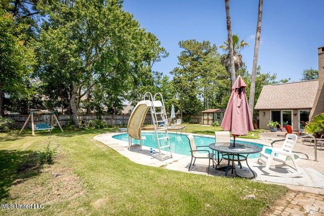 3909 Cabildo Place, Ocean Springs, MS 39564