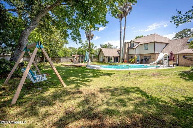 3909 Cabildo Place, Ocean Springs, MS 39564