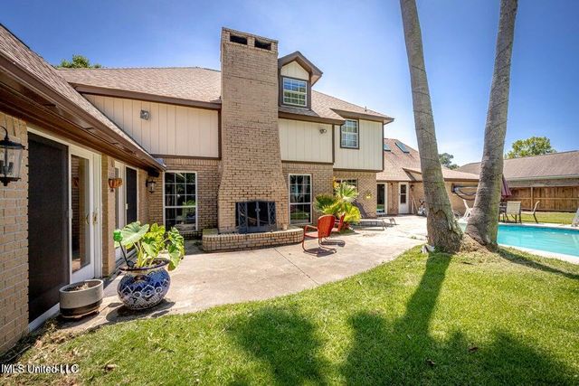 3909 Cabildo Place, Ocean Springs, MS 39564