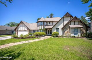 3909 Cabildo Place, Ocean Springs, MS 39564
