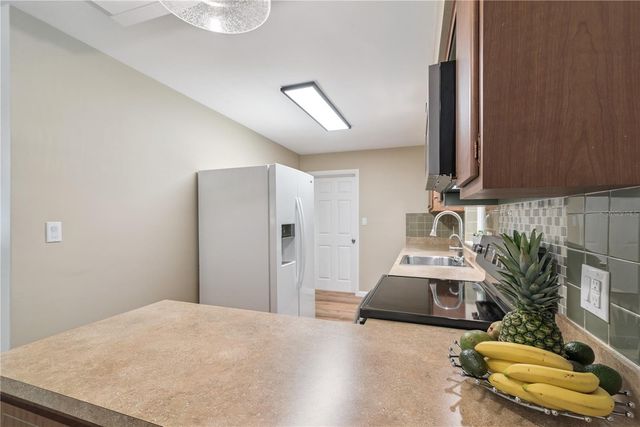 37400 SAINT LOUIS AVENUE, Umatilla, FL 32784