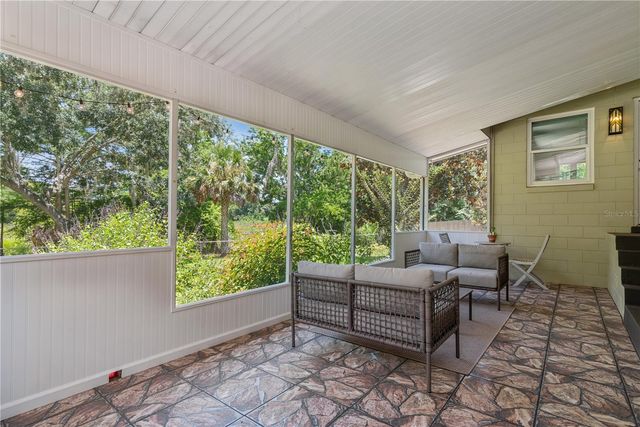 37400 SAINT LOUIS AVENUE, Umatilla, FL 32784