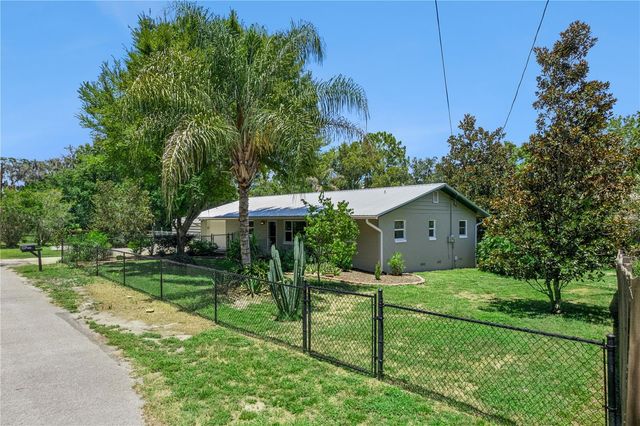 37400 SAINT LOUIS AVENUE, Umatilla, FL 32784