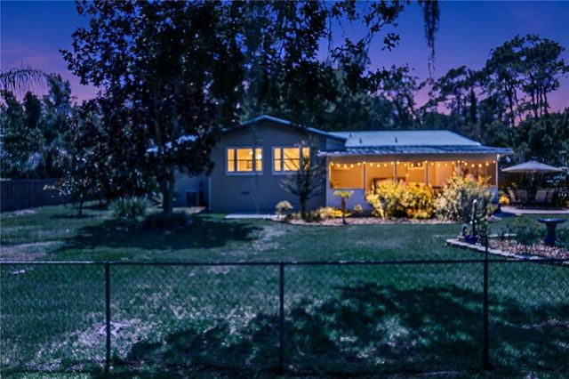 37400 SAINT LOUIS AVENUE, Umatilla, FL 32784