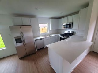 3115 Savannah Rose Drive, Angleton, TX 77515