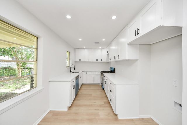 7705 Yoe Street, Houston, TX 77016
