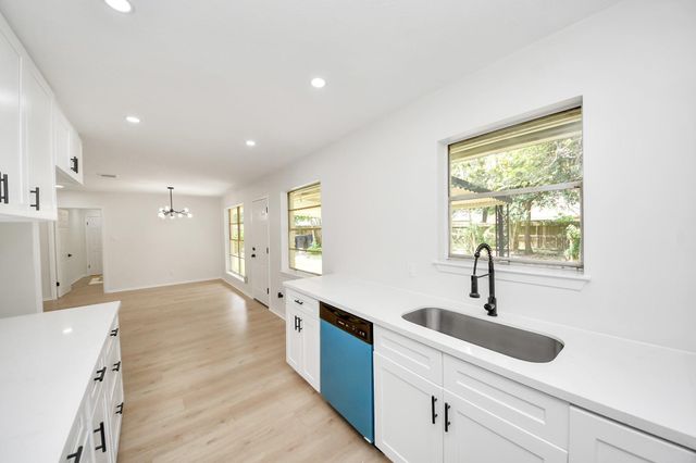 7705 Yoe Street, Houston, TX 77016