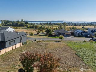 5422 Lasiandra Drive, Blaine, WA 98230
