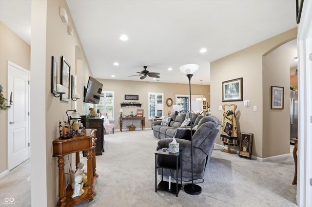 6036 Lazy Lane, Indianapolis, IN 46259