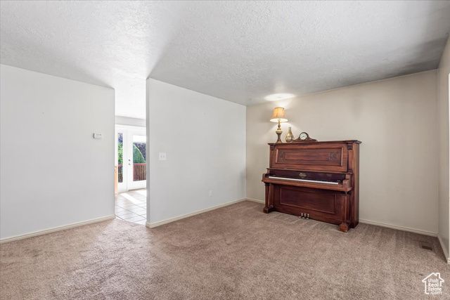 4970 S 4150 W, Roy, UT 84067