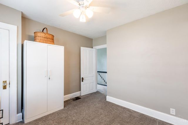 1144 Carmania Avenue, Cincinnati, OH 45238