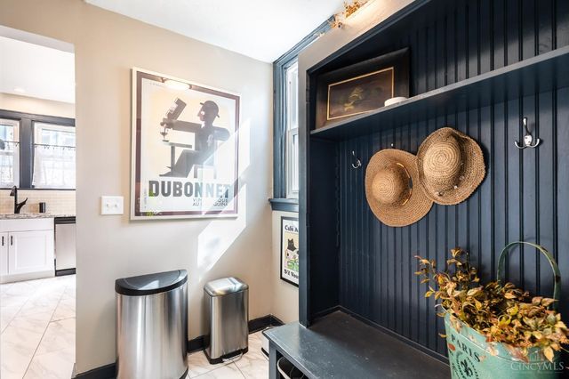 1144 Carmania Avenue, Cincinnati, OH 45238