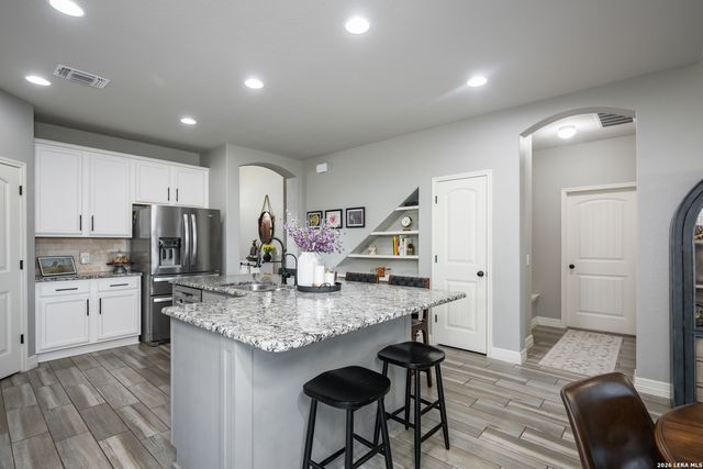 1382 Shadow Rock, New Braunfels, TX 78130