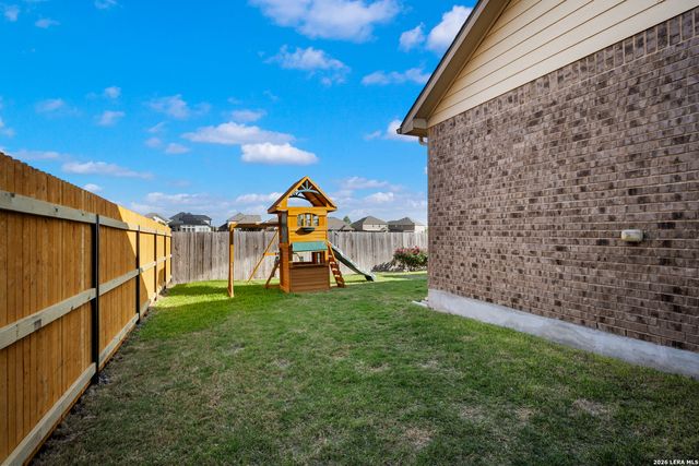 1382 Shadow Rock, New Braunfels, TX 78130