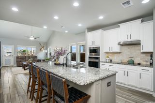 1382 Shadow Rock, New Braunfels, TX 78130