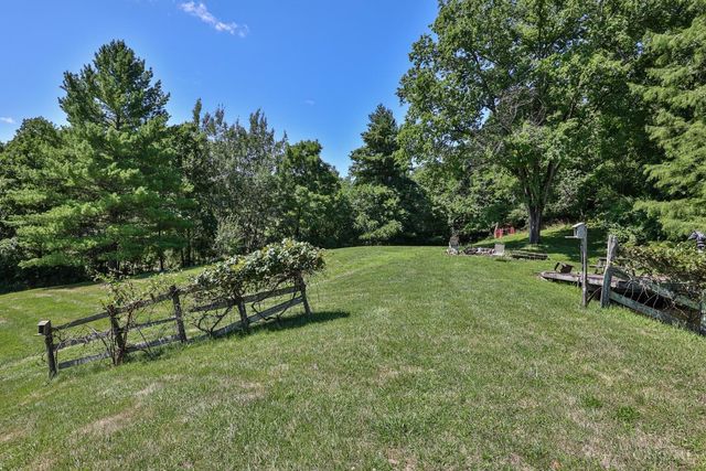 11600 Long Branch Road, Moores Hill, IN 47032