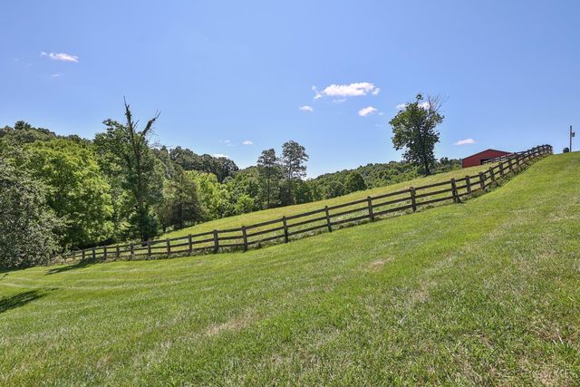 11600 Long Branch Road, Moores Hill, IN 47032