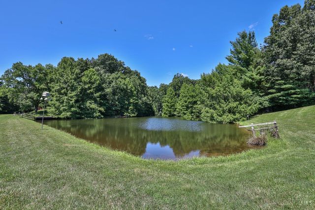 11600 Long Branch Road, Moores Hill, IN 47032