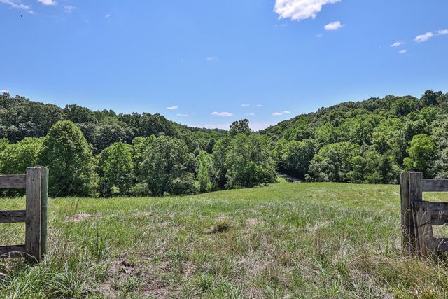 11600 Long Branch Road, Moores Hill, IN 47032