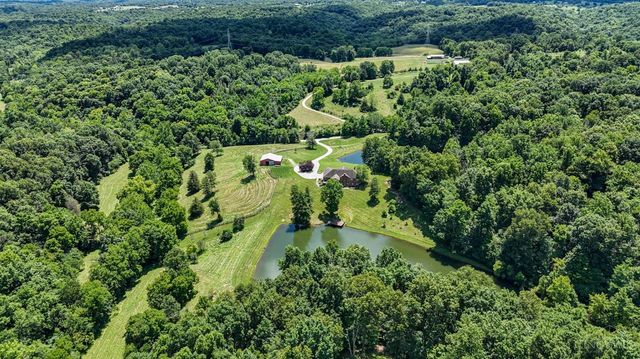 11600 Long Branch Road, Moores Hill, IN 47032