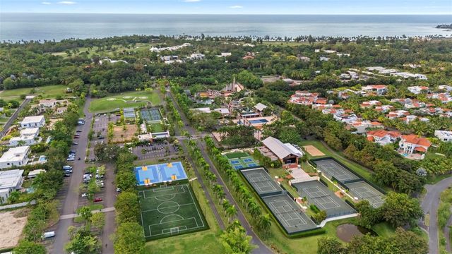 Carr. 693 Km.10 HM 7 PLANTATION VILLAGE DRIVE 1202, Dorado, PR 00646