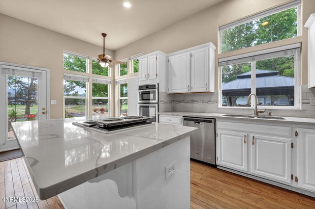 363 Bayhill Circle, Dayton, NV 89403