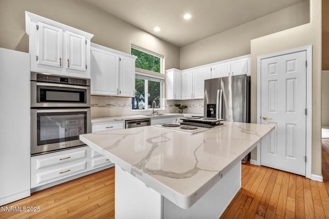 363 Bayhill Circle, Dayton, NV 89403