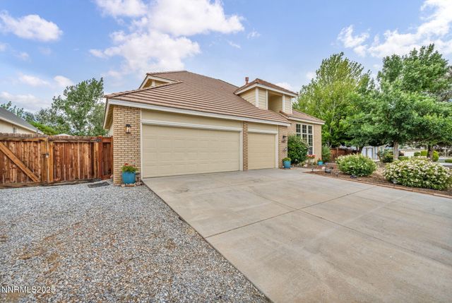 363 Bayhill Circle, Dayton, NV 89403