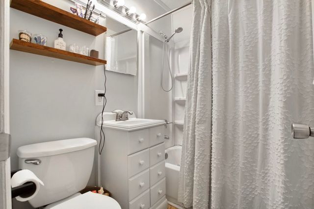 60 Francis Ave., Leesville, LA 71446