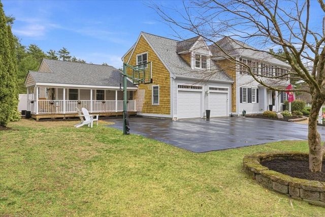 2 Commons Drive, Carver, MA 02330