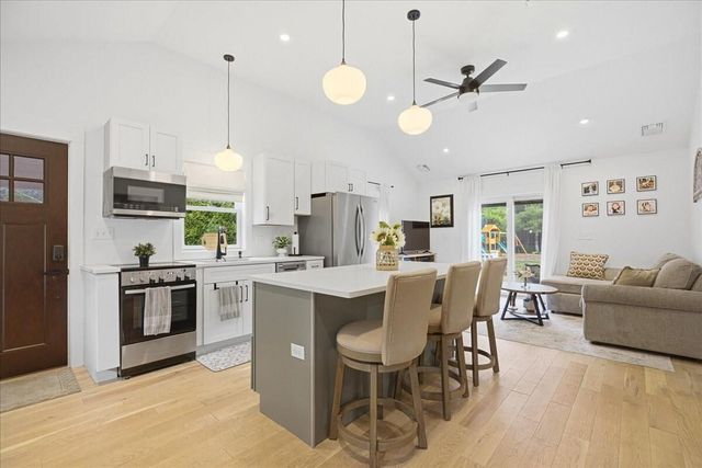 2 Commons Drive, Carver, MA 02330
