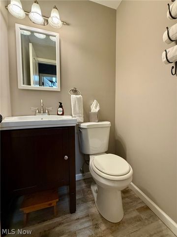 4215 Quail Hollow Circle, Stow, OH 44224