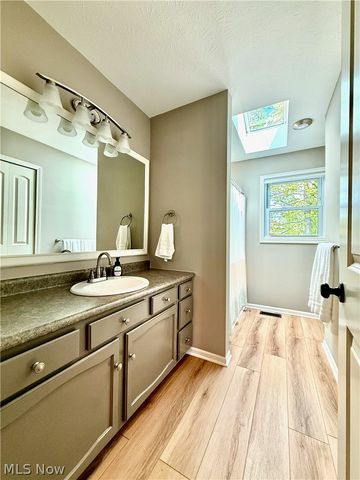 4215 Quail Hollow Circle, Stow, OH 44224