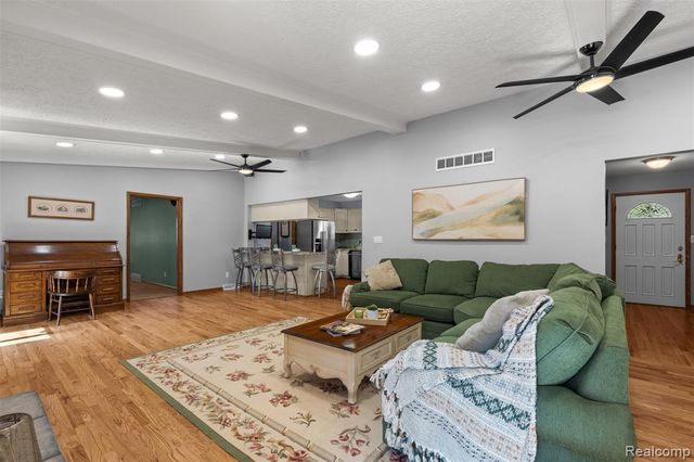8500 28 Mile Road, Washington, MI 48094