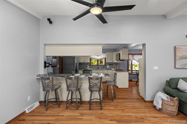 8500 28 Mile Road, Washington, MI 48094