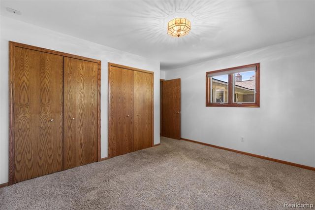 8500 28 Mile Road, Washington, MI 48094