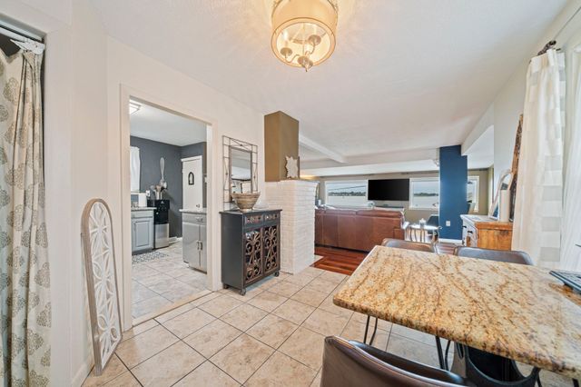 3 Pecksuot Rd, Weymouth, MA 02191