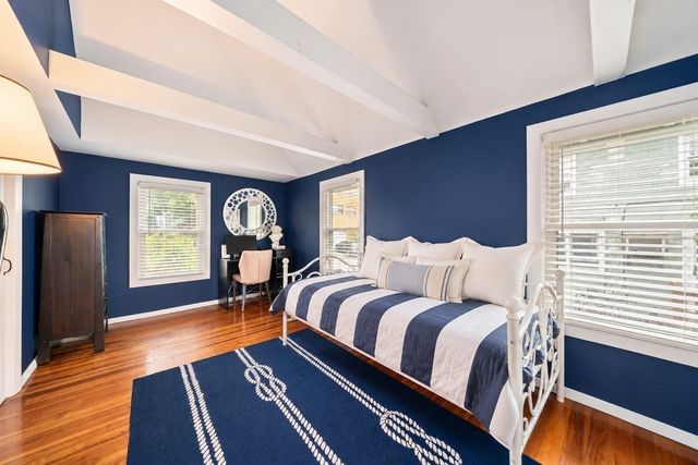 3 Pecksuot Rd, Weymouth, MA 02191