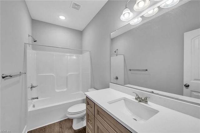 728 W Ocean View AVE, Norfolk, VA 23503